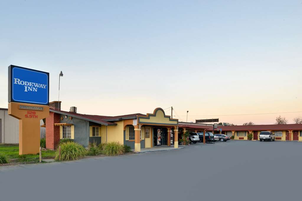 Rodeway Inn 모데스토 외부 사진