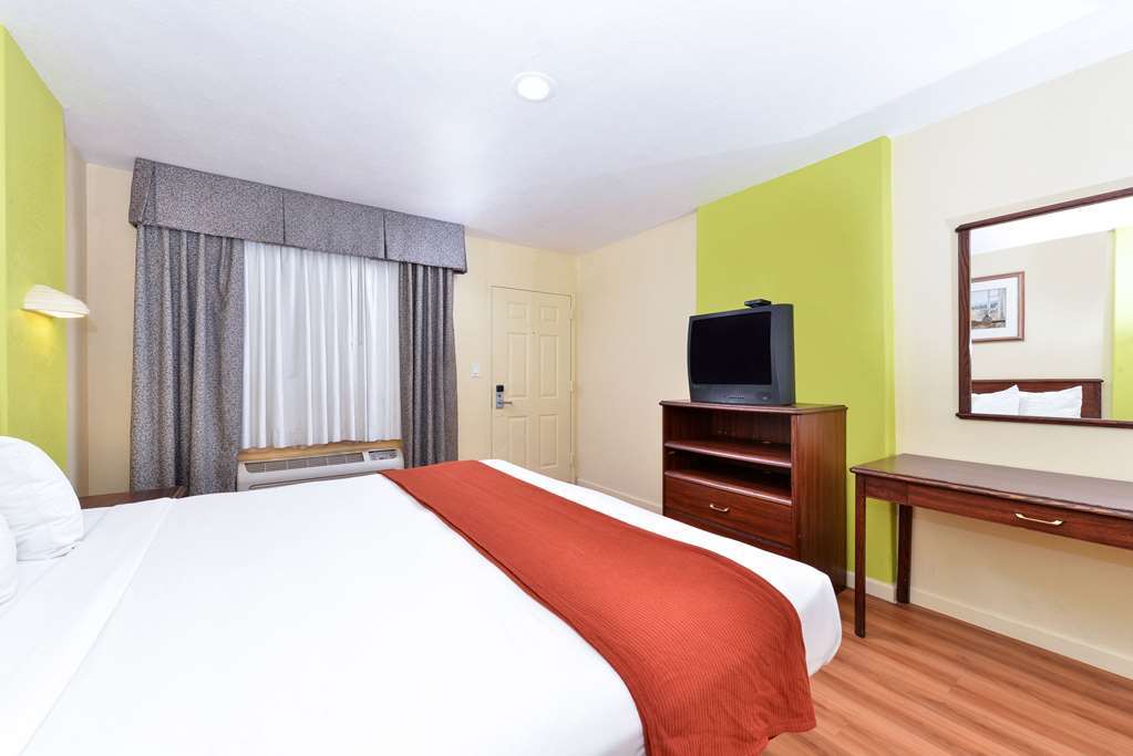 Rodeway Inn 모데스토 객실 사진
