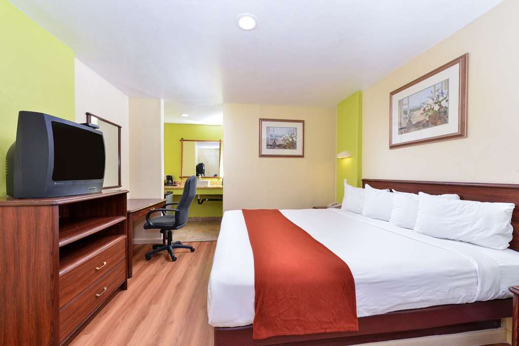 Rodeway Inn 모데스토 객실 사진